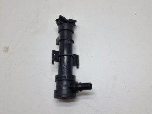 Skoda Octavia spryskiwacz prawy 5E0955966A