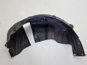 Toyota Yaris nadkole tył prawe 65637-K0050
