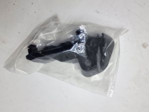 Toyota corolla E21 ślizg zderzaka prawy 52562-02350