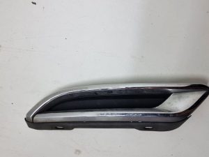 Toyota corolla e21  kratka chrom zderzaka 52707-02010