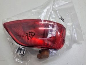 Renault Megane Scenic lampa przeciwmgielna prawa 265808906R