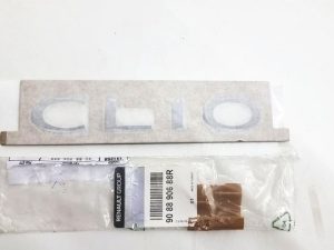 Renault Clio 4 listwa emblemat napis 908890688R