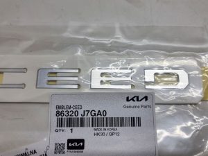 Kia ceed emblemat napis 86320 J7GA0