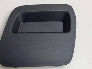 Dacia daster zaślepka zderzaka prawa 511803252R