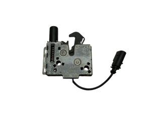 Audi A4 B9 zamek maski 8W0823509D