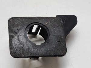 Audi Q5 mocowanie czujnika parkowania 8R0919267A