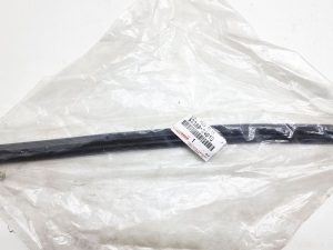 Lexus SC430 uszczelka błotnika lewa 53389-24010
