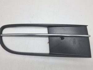 Vw Beetle kratka zderzaka prawa 5C5853666E