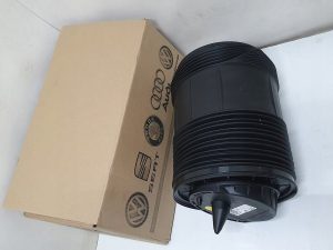 Audi Q7 miech poducha prawa 4M0616002Q