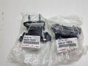lexus UX zawiasy klapy 68810-76070 68820-76020