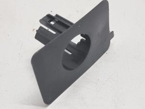 BMW F20 F21 uchwyt czujnika PDC przód 51117371731