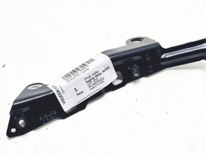 Audi A3 8V wspornik mocowanie błotnika prawy przód 8V0821092C