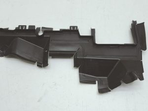 Audi A4 kierownica powietrza lewa 8K0121283S