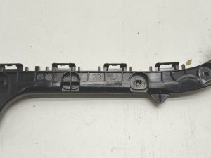 Toyota Corolla ślizg zderzaka prawy tył 52575-02201
