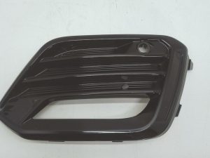 Seat Ateca kratka zderzaka prawy przód 575853666T