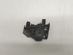 Toyota Yaris wspornik zderzaka lewy tył 52156-K0010