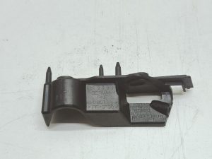 Audi A4 B8 ślizg zderzaka prawy przód 8K0807284H