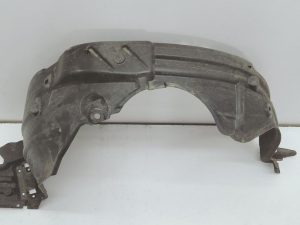 Toyota Yaris nadkole prawy przód 53875-0D680