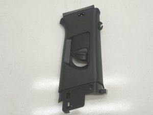 VW Golf VII osłona poszycie słupka prawy środek 5G3867244
