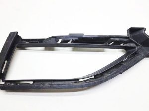Vw golf 7 lift kratka zderzaka prawa 5g0853212H