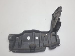 Toyota  Yaris osłona silnika lewa 51442-0D141