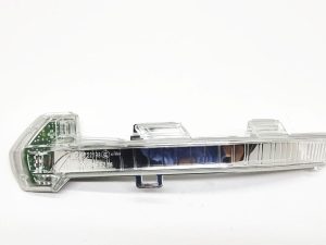 VW Passat B8 Arteon kierunkowskaz lusterka lewy 3G0949101A