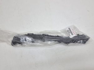 Toyota  C-HR ślizg zderzaka tył lewy  52576-F4030