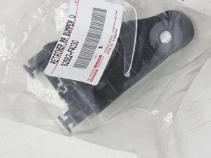 Toyota  C-HR ślizg zderzaka tył prawy  52562-F4030