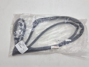 Toyota Hilux uszczelka drzwi prawy przód 67861-0K151