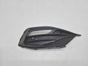 Seat Leon IV kratka zderzaka prawy przód 5FA853666E