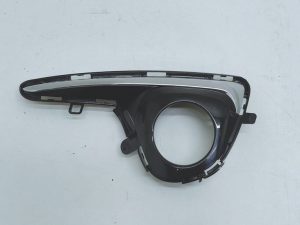 Toyota Yaris III Lift kratka zderzaka halogen lewy przód 52040-0D140 81482-0D340