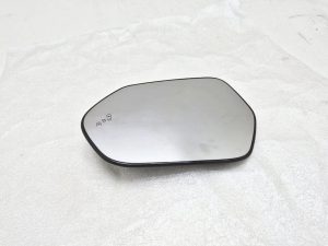 Yaris corolla e21 wkład lusterka lewy asystent