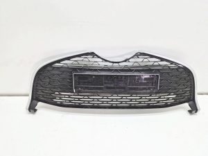 Toyota Yaris atrapa zderzaka grill 53102-0D060