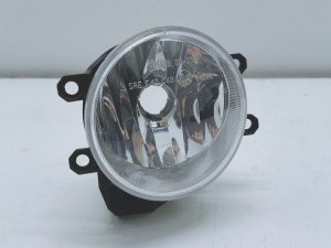 Toyota halogen lewy przód 81220-02110
