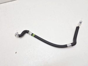 Toyota Yaris hybryda wąż klimatyzacji  88704-0D070