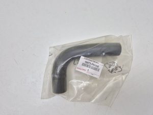 Toyota Yaris wąż chłodnicy wody 16573-0M060