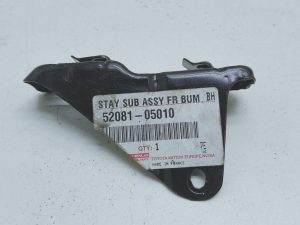 Toyota Avensis II uchwyt mocowanie zderzaka przód 52081-05010