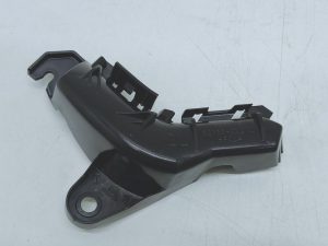 Toyota Yaris ślizg zderzaka lewy tył 52156-0D210