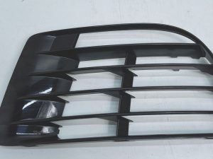 VW Golf VI kratka zderzaka lewy przód 5K0853665E