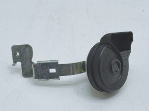 Audi A3 klakson uchwyt 8V0951230