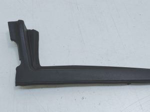 Toyota Verso-S wygłuszenie błotnika lewy przód 53869-52061