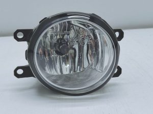 Toyota Auris Prius RAV4 Lexus CT IS halogen prawy przód 81210-0W050