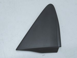 Toyota Yaris trójkąt błotnika prawy przód 60117-0D190