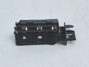 Audi A6 C8 ślizg zderzaka prawy tył 4K9807890