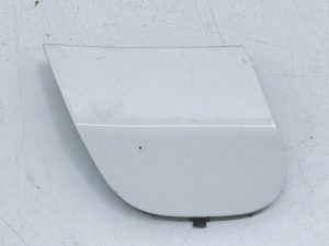Toyota Yaris zaślepka haka zderzaka przód 52127-0D270