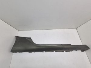 Lexus LC500 listwa progowa prawa 75853-11020