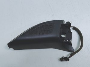 VW Golf V osłona lusterka głośnik lewy przód 1K0837973K