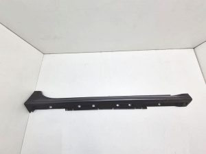 Toyota Yaris 4 listwa progowa prawa  75851-0D100