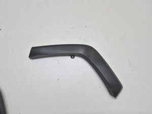 Toyota RAV4 V listwa błotnika lewa tył 75606-42160