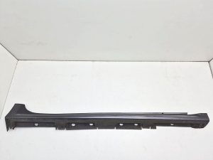 Toyota Yaris 4 listwa progowa prawa  75851-0D100